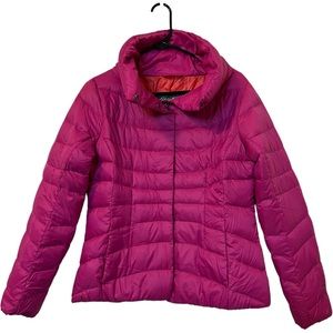 NWT EDDIE BAUER BRIGHT PINK GOOSE DOWN PUFFER JACKET SIZE SMALL.